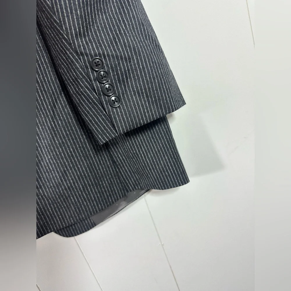 Calvin Klein Mens Gray Wool Cashmere Pinstriped Suit Sz 41R & Pants Sz 36x30